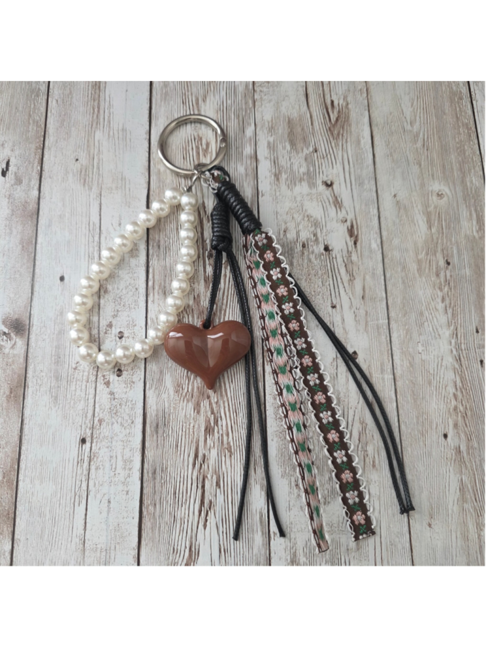 Women's Heart Keychain Brown and White NWOT